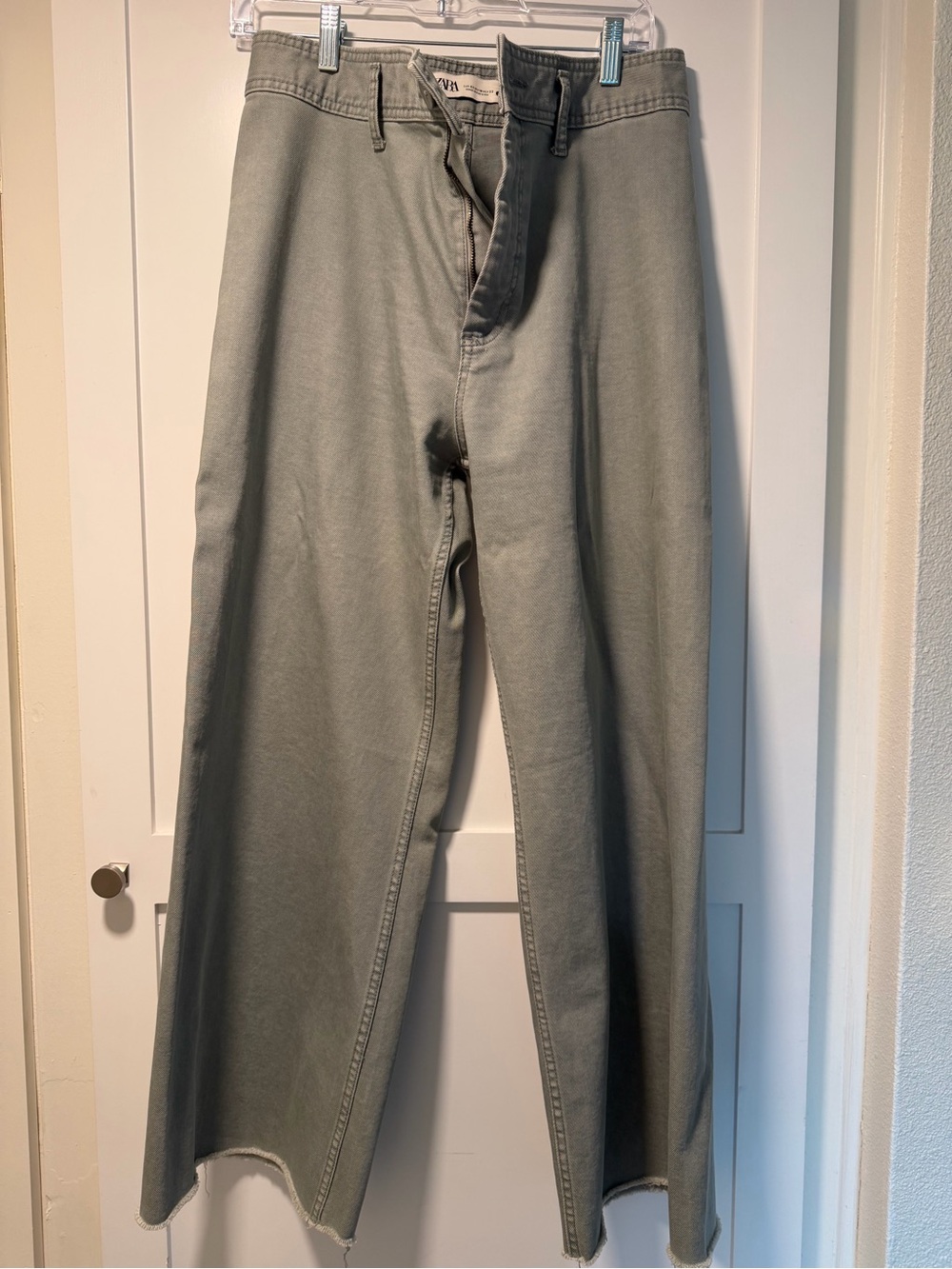 Zara Wide-Leg Chinos in Light Olive